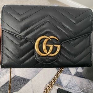 Authentic Gucci GG Marmont matelassé mini bag/wallet on chain with gold hardware